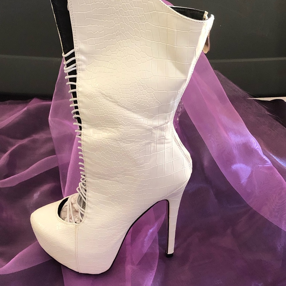 Textured Stiletto Bootie